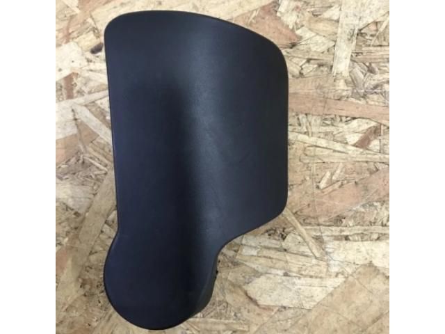 bontott AUDI Q5 Motorháztető Nyitó Kar / Gomb