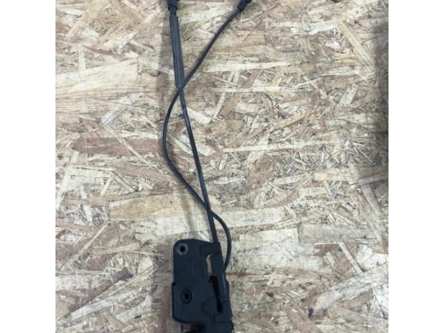 bontott AUDI Q5 Motorháztető Zárszerkezet