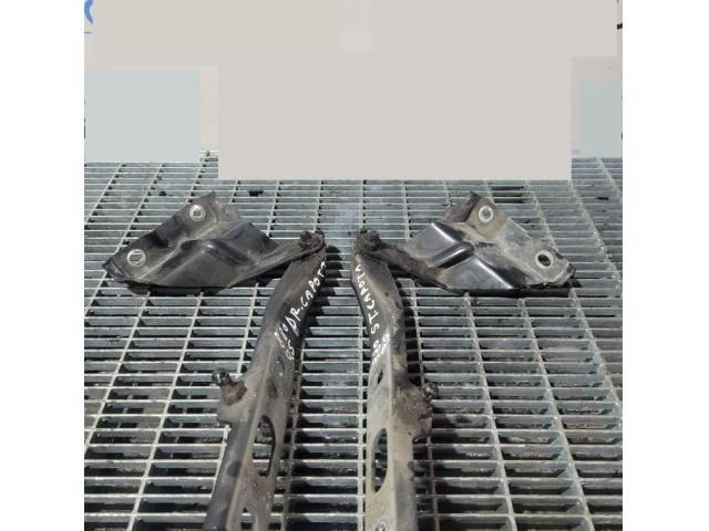 bontott AUDI Q5 Motorháztető Zsanér Pár