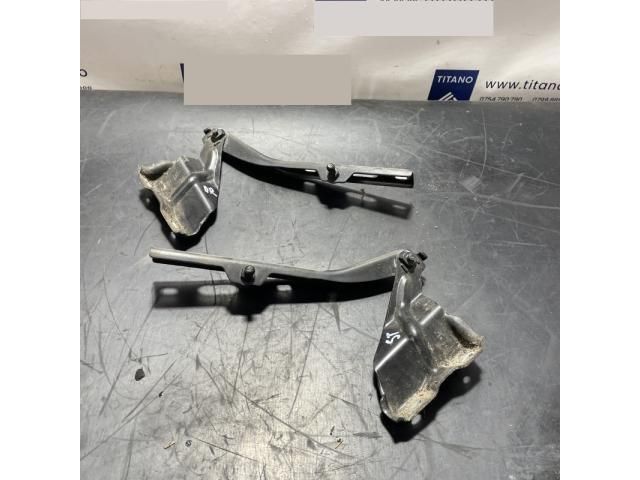 bontott AUDI Q5 Motorháztető Zsanér Pár