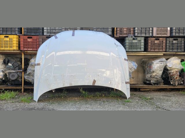 bontott AUDI Q5 Motorháztető