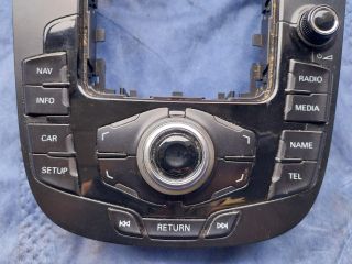 bontott AUDI Q5 Multimédia Vezérlő