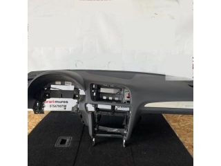 bontott AUDI Q5 Műszerfal Héj