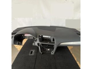 bontott AUDI Q5 Műszerfal Héj