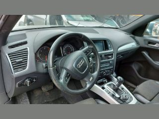 bontott AUDI Q5 Műszerfal Héj