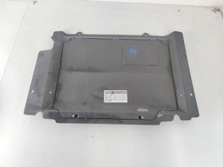 bontott AUDI Q5 Pótkerék Szerszámtartó