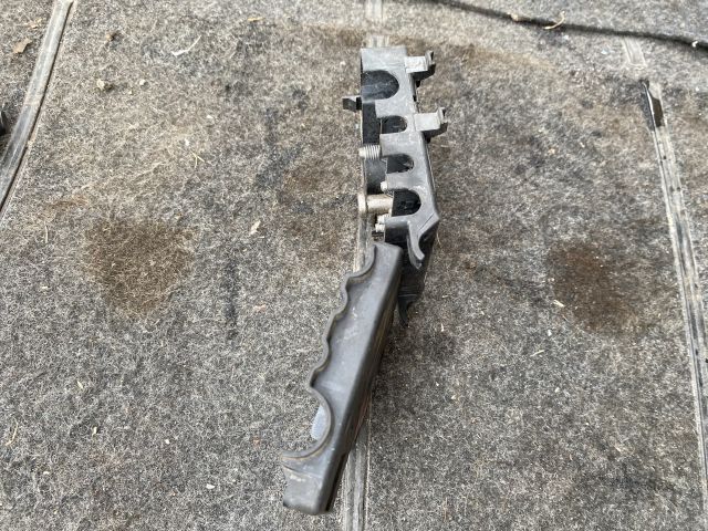 bontott AUDI Q5 Pozitív Kábel Elosztó