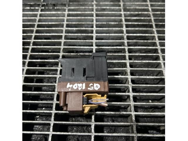 bontott AUDI Q5 Start / Stop Indító Gomb