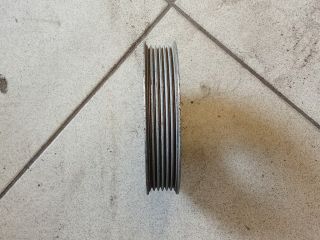 bontott AUDI Q5 Szervó Szivattyú Szíjtárcsa