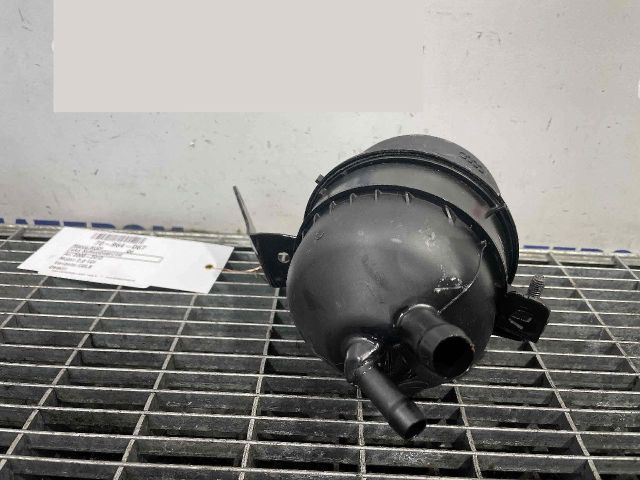 bontott AUDI Q5 Szervóolaj Tartály