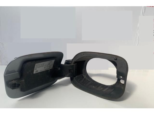 bontott AUDI Q5 Tankajtó