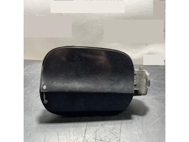 bontott AUDI Q5 Tankajtó