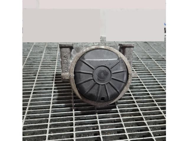 bontott AUDI Q5 Tartó Bak