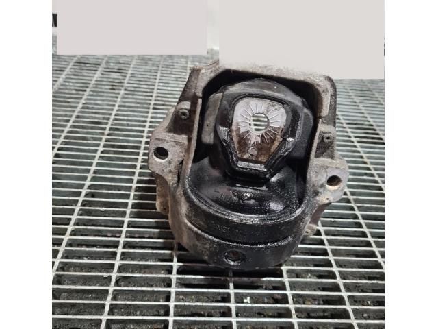 bontott AUDI Q5 Tartó Bak