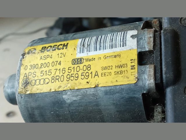 bontott AUDI Q5 Tetőablak Motor