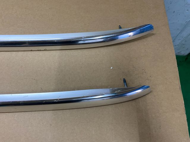 bontott AUDI Q5 Tetősín Pár