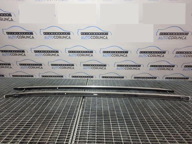 bontott AUDI Q5 Tetősín Pár