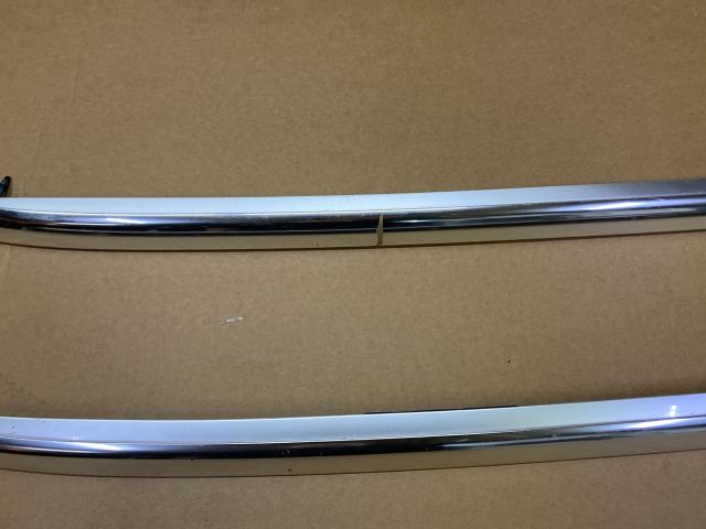 bontott AUDI Q5 Tetősín Pár