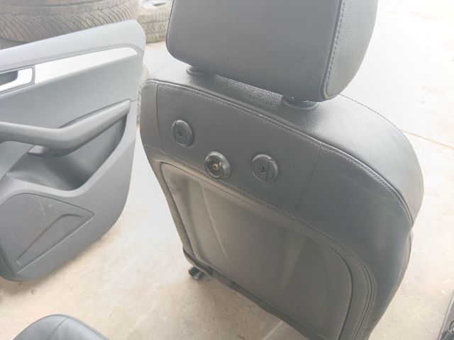 bontott AUDI Q5 Ülés és Ajtókárpit Szett