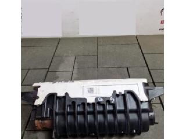 bontott AUDI Q5 Utasoldali Légzsák