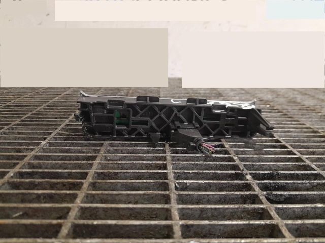 bontott AUDI Q5 Váltókar Keret