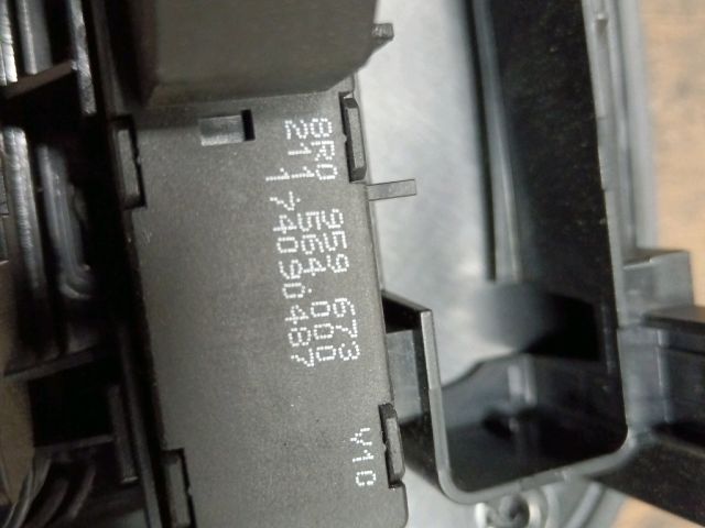 bontott AUDI Q5 Váltókar Keret