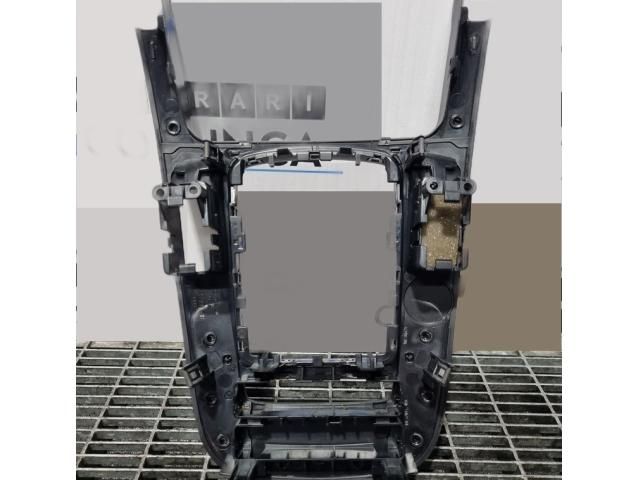 bontott AUDI Q5 Váltókar Keret