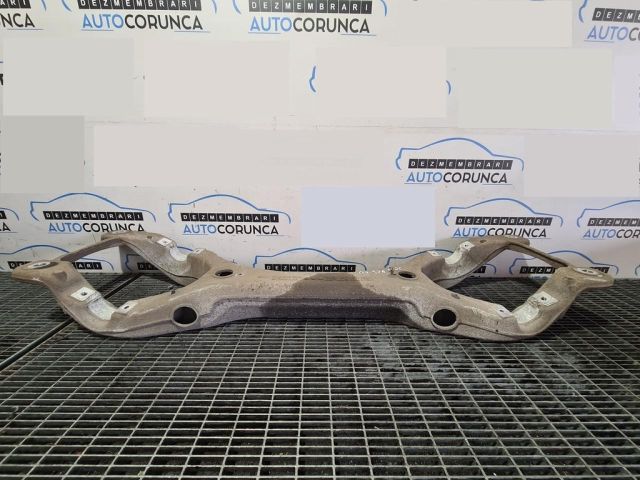 bontott AUDI Q7 Alsó Összekötő