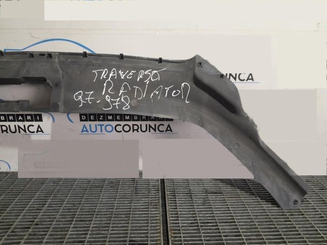 bontott AUDI Q7 Alsó Összekötő