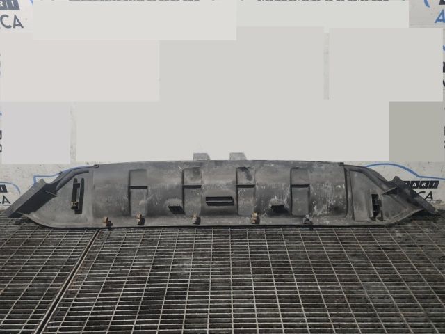 bontott AUDI Q7 Alsó Összekötő