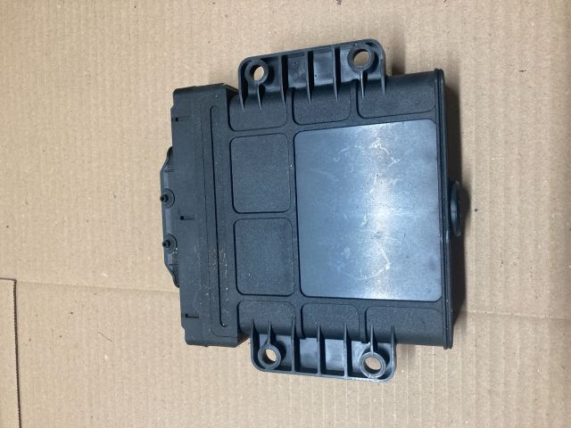 bontott AUDI Q7 Automata Váltó Elektronika