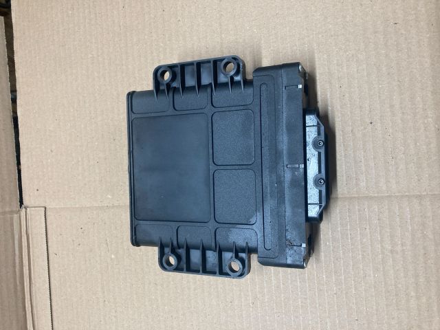 bontott AUDI Q7 Automata Váltó Elektronika