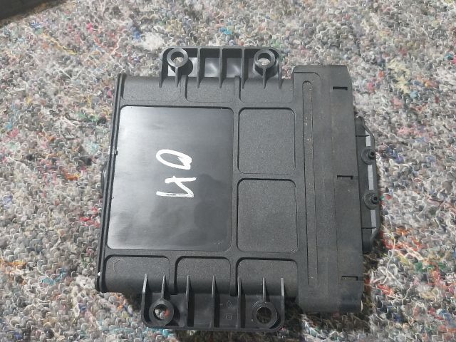 bontott AUDI Q7 Automata Váltó Elektronika