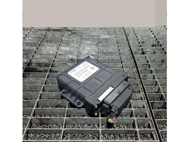 bontott AUDI Q7 Automata Váltó Elektronika