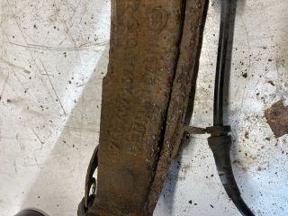 bontott AUDI Q7 Bal első Csonkállvány Kerékaggyal