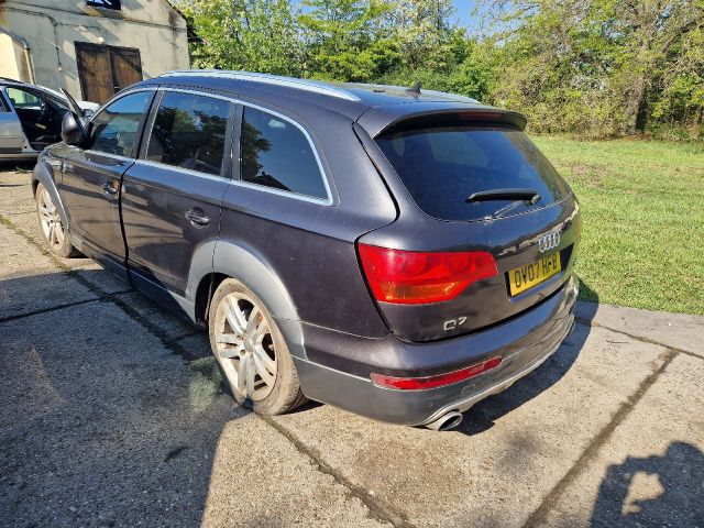 bontott AUDI Q7 Bal első Féknyereg Munkahengerrel