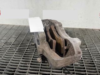 bontott AUDI Q7 Bal első Féknyereg Munkahengerrel