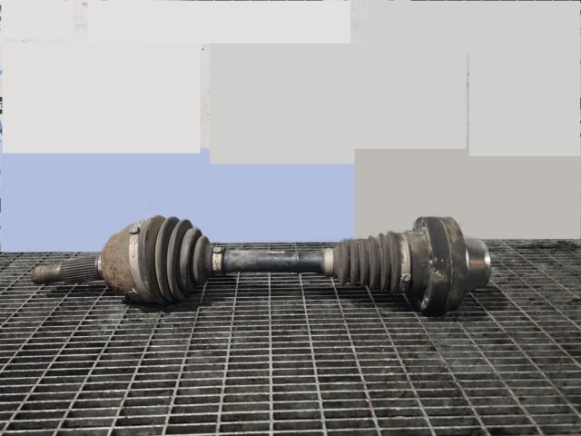 bontott AUDI Q7 Bal Féltengely