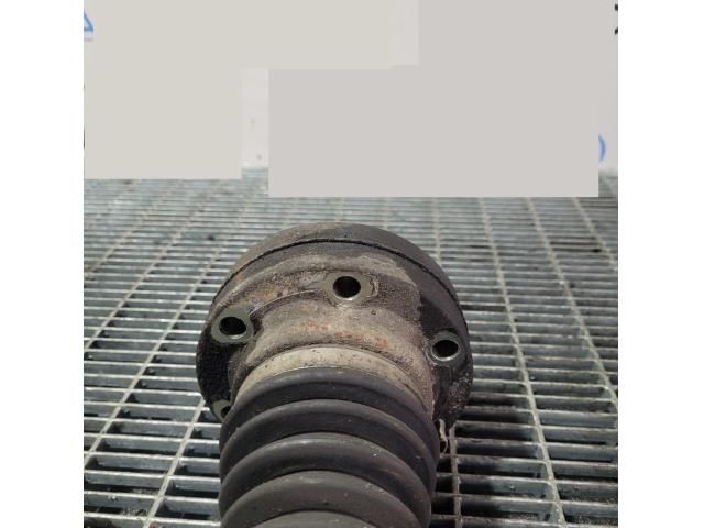 bontott AUDI Q7 Bal Féltengely