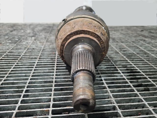 bontott AUDI Q7 Bal Féltengely