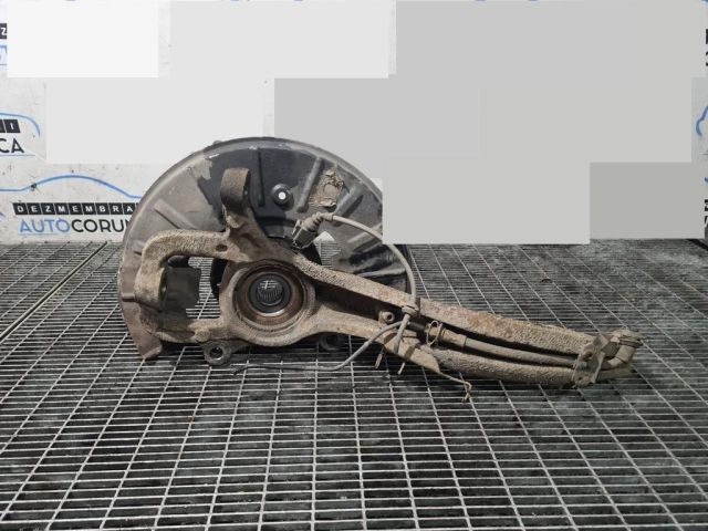 bontott AUDI Q7 Bal hátsó Csonkállvány