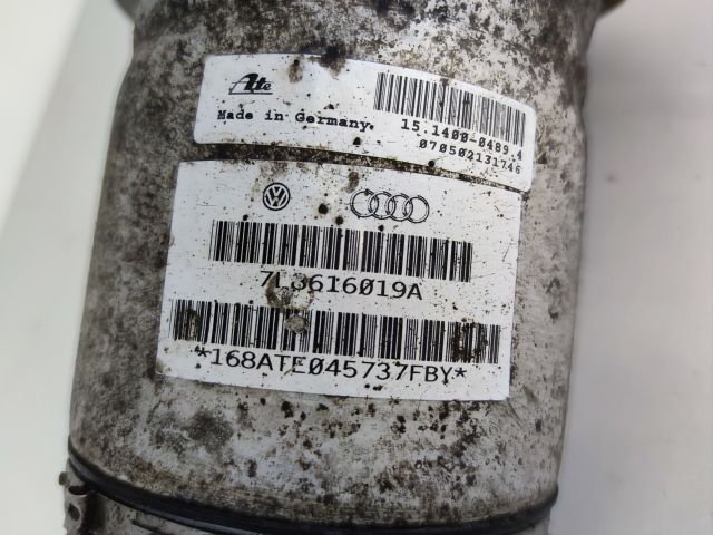 bontott AUDI Q7 Bal hátsó Rugó