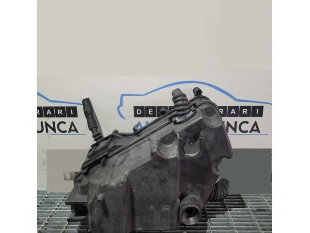 bontott AUDI Q7 Biztosítéktábla Motortér