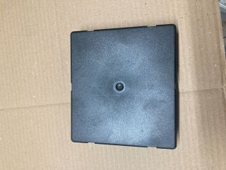 bontott AUDI Q7 Biztosítéktábla Motortér