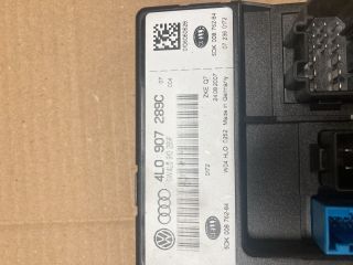 bontott AUDI Q7 Biztosítéktábla Motortér