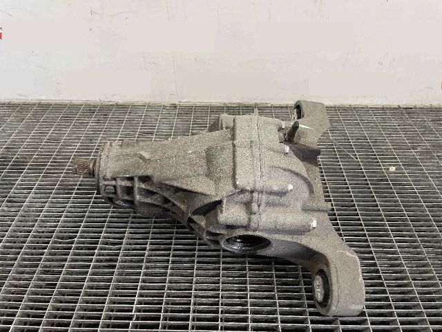 bontott AUDI Q7 Differenciálmű Tartó Bak