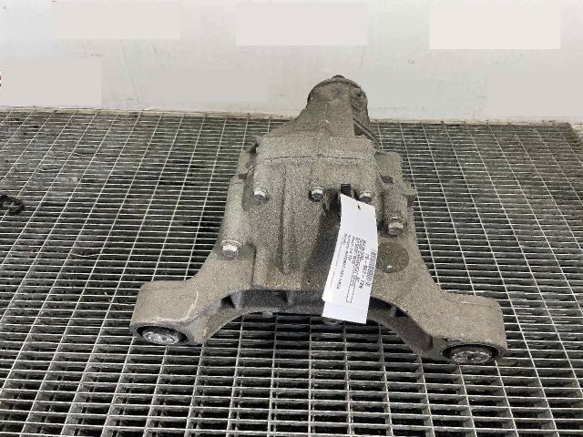 bontott AUDI Q7 Differenciálmű Tartó Bak