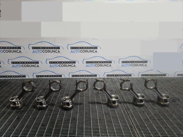 bontott AUDI Q7 Dugattyú