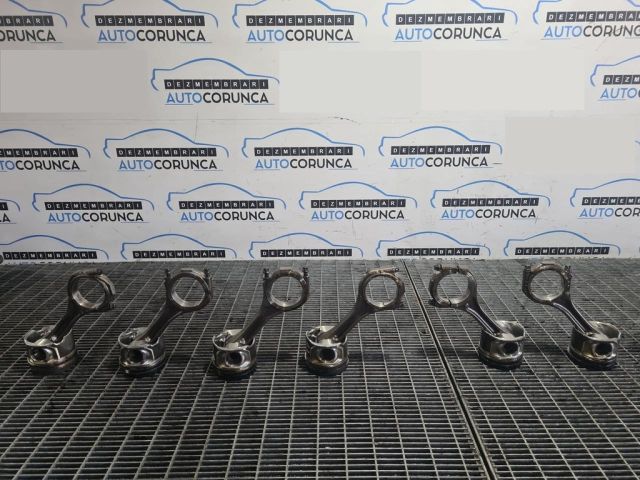 bontott AUDI Q7 Dugattyú