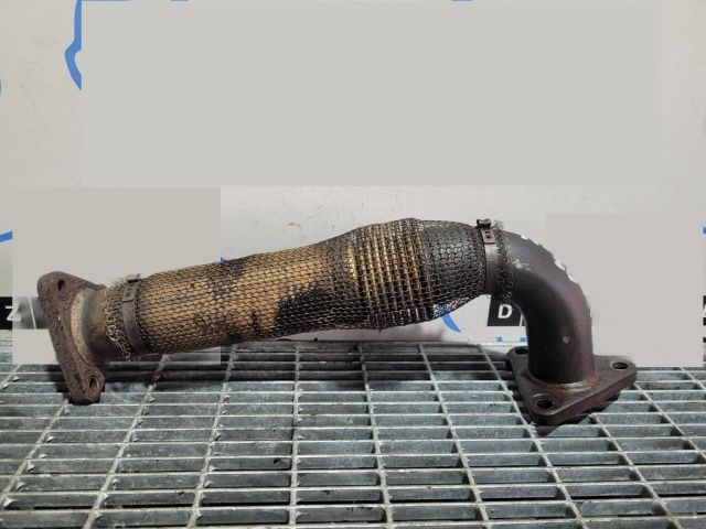 bontott AUDI Q7 EGR Hűtő Cső